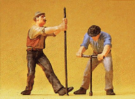 Preiser 45009 Track Workers w/Wrench & Crow Bar