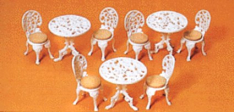 Preiser 45209 Table and Chairs