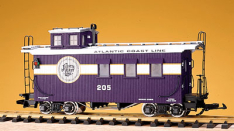 USA Trains R12015 Atlantic Coast Line Woodsided Caboose, Collection Item