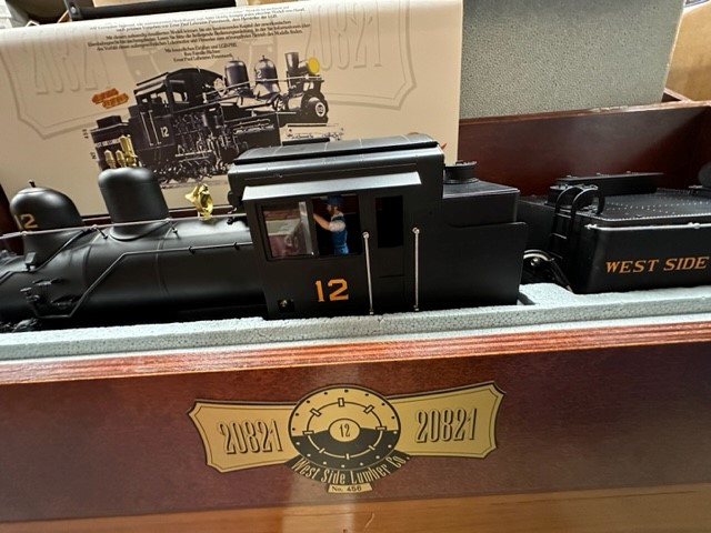 LGB Sサイズ LGB #40811 SINCLAIR TANKER W/ METAL WHEELS – Upland Trains