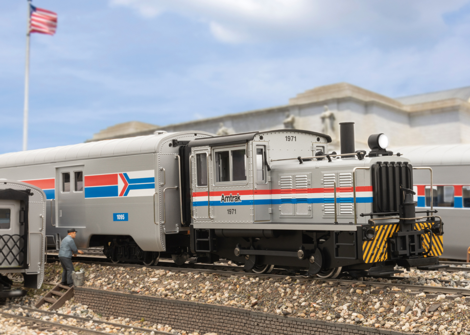 LGB Model Trains, LGB Locomotives, Garden Train Sets, G Scale