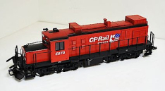 LGB 23552 Red CP Rail System "Twin Flags" Diesel Loco #5870, Collection Item
