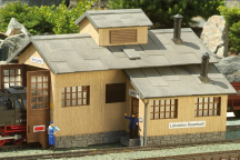 PIKO 62042 "Rosenbach" Engine Shed