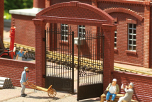 PIKO 62289 Factory Gate