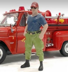 American Diorama 76421 Firefighter - Off Duty