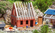 Pola 331083 Detached House Under Construction